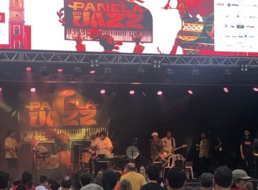 Renner celebra la música en la Panela do Jazz